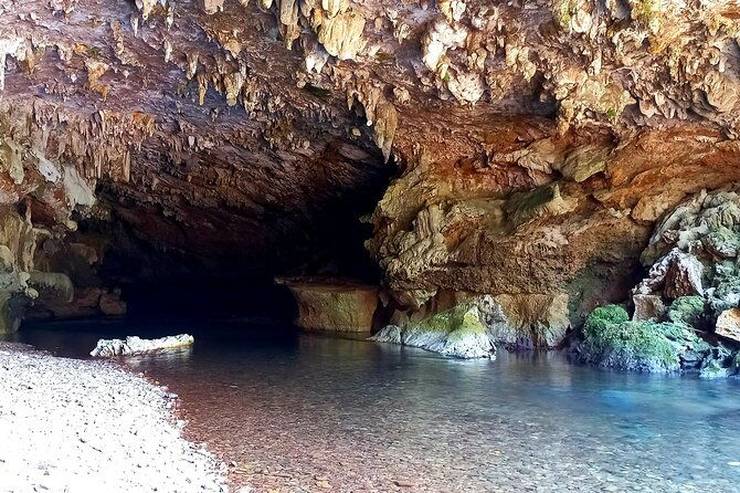private-xunantunich-maya-and-cave-tubing-shore-excursion-adventure-tour