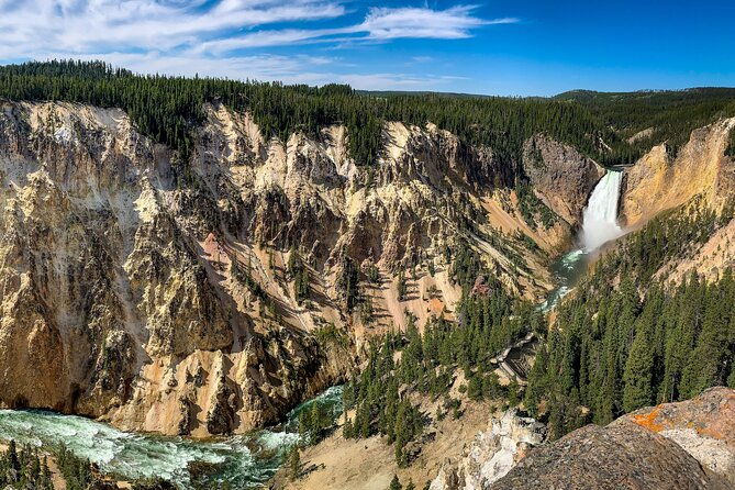 private-yellowstone-highlights-tour