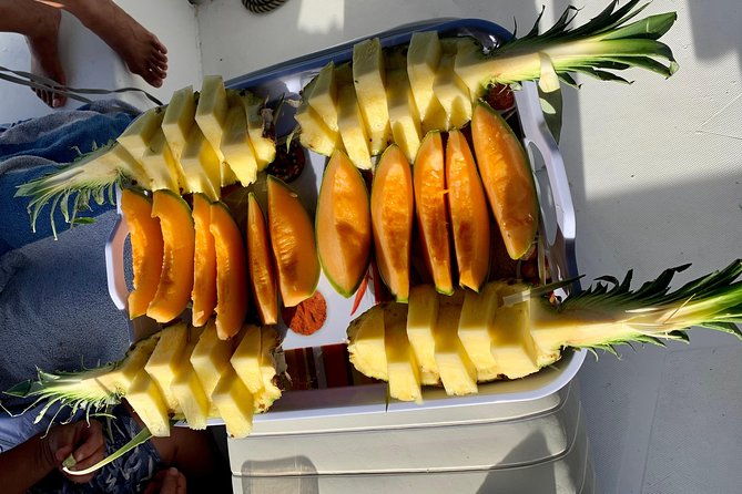 privatize-the-boat-for-half-a-day-with-family-friends