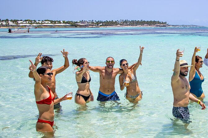 punta-cana-private-fishing-charter-and-relaxation-boat