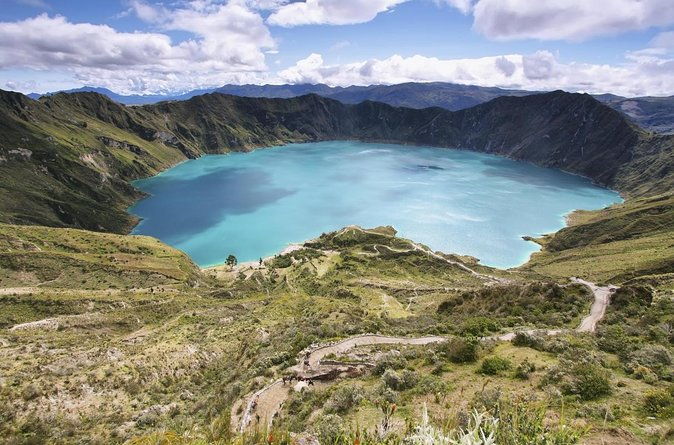 quilotoa-banos-2-day-tour-including-all-activities