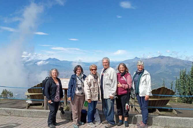 quito-old-town-tour-with-gondola-ride-and-visit-to-the-equator