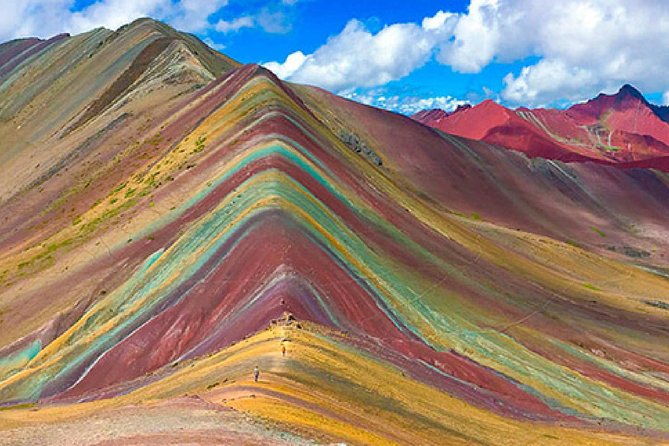 rainbow-mountain-full-day-opcional-red-valley-private-tour