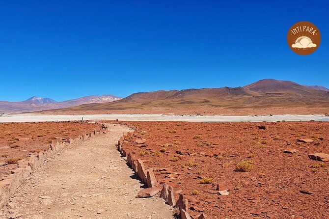 red-stones-and-altiplanic-lagoons