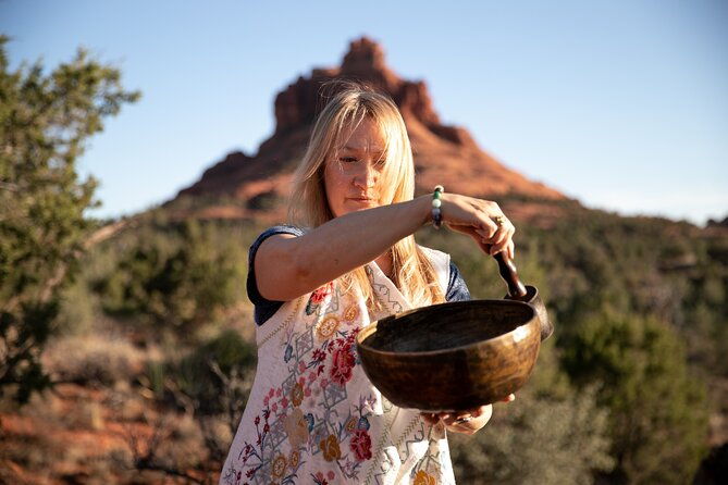 reiki-sound-healing-on-the-red-rocks-of-sedona