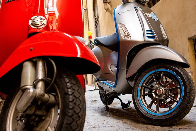 rent-your-electric-vespa-45-in-florence-for-8-hours
