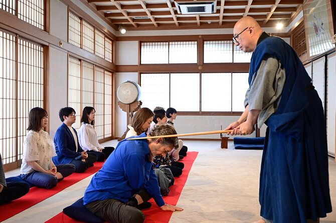 restaurant-bus-tokyo-japanese-dinner-course-and-zazen-experience