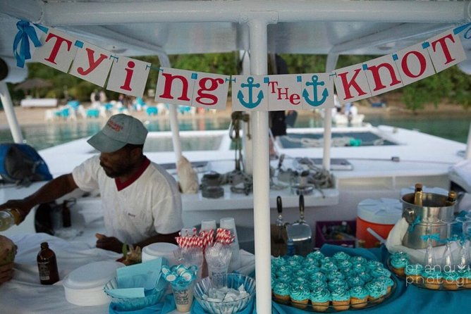 ricks-cafe-sunset-catamaran-snorkeling-cruise-negril-and-mobay