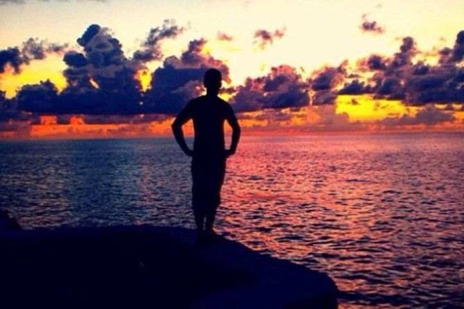 ricks-cafe-sunset-private-tour
