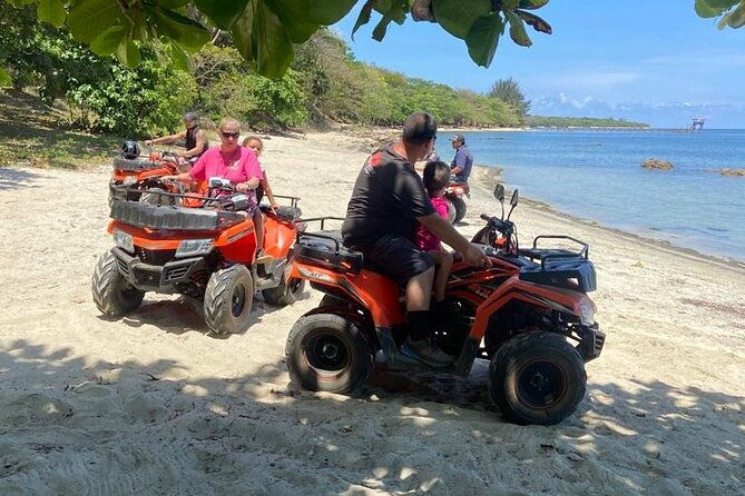 roatan-atv-jungle-tour-chocolate-rum-tasting-beach-break