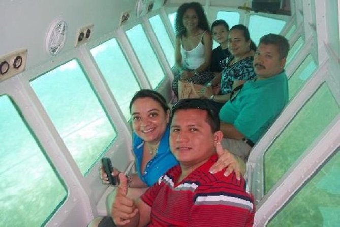 roatan-glass-bottom-boat-tour-and-beach