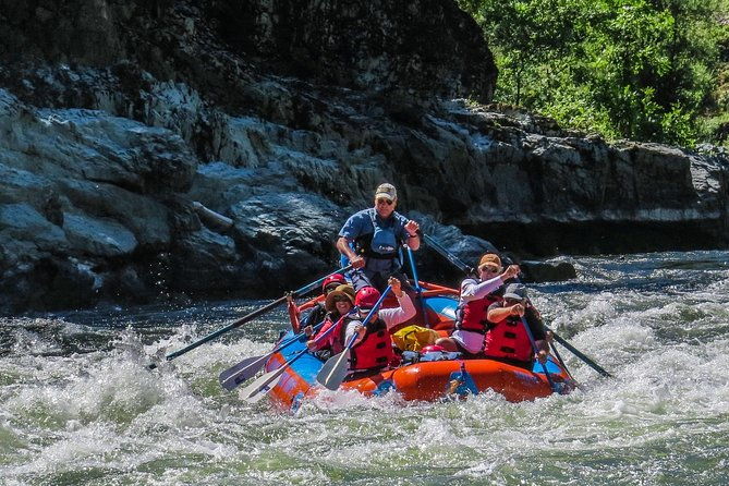 rogue-river-hellgate-canyon-pm-half-day-raft-trip-2