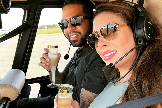 romantic-miami-50-min-plane-tour-with-champagne-valentines-day