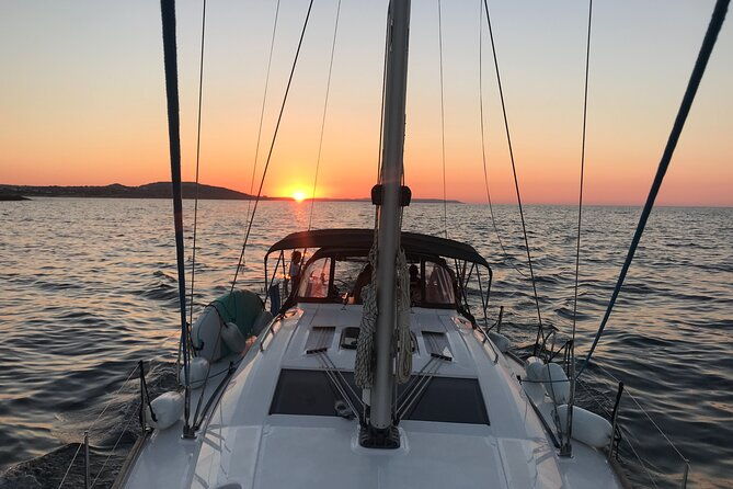 romantic-sunset-on-amazing-mowgli
