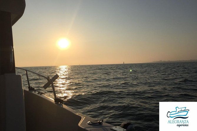 romantic-walk-in-the-bay-of-cadiz