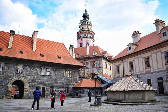romantic-whispers-of-cesky-krumlov