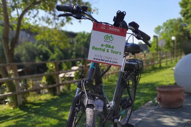 rome-tiber-cycle-path-electric-muscle-rental-bike