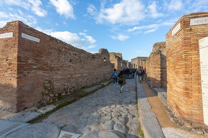 rome-to-pompeii-sorrento-capri-2-day-south-italy-tour