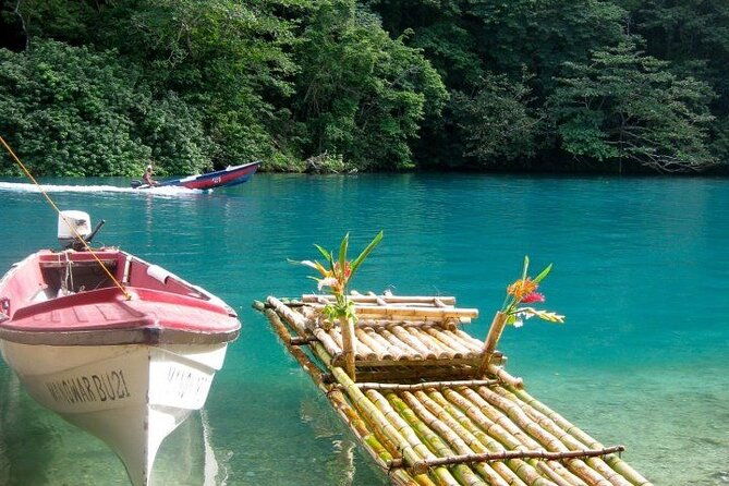 royal-bamboo-rafting-adventure