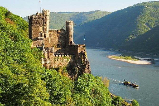 rudesheim-and-monastery-eberbach-tour