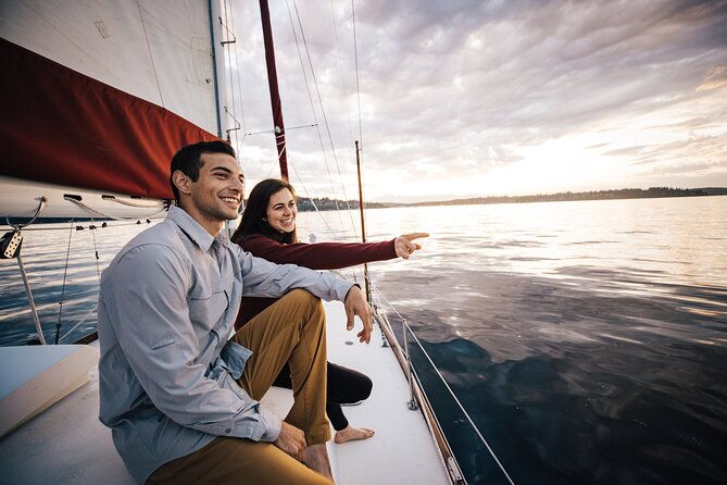 sail-bainbridge-island-seattle-waters-luxury-classic-sailboat
