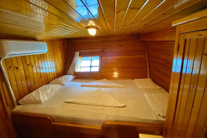 sail-turkey-mix-age-fethiye-to-olympos-gulet-cruise