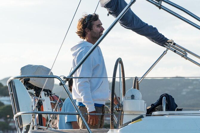 sailing-experience-on-a-4-hour-sailboat-in-girona