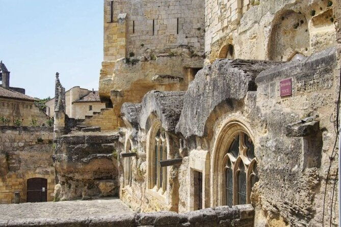 saint-emilion-private-walking-tour-magnificent-views
