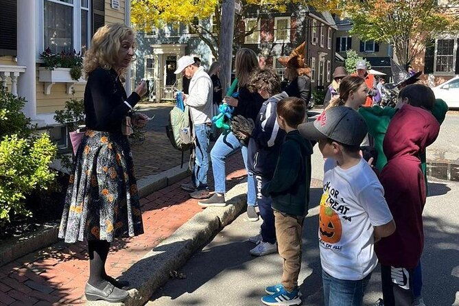 salem-kids-walking-history-tour-2