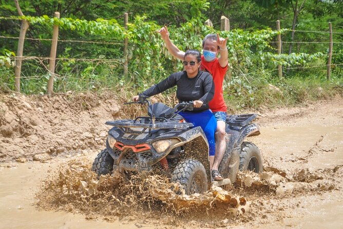 samana-full-day-whale-sighting-waterfall-safari-and-beach