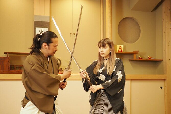 samurai-shogun-experience-with-costume-wearing
