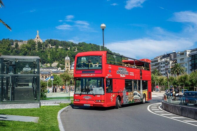 san-sebastian-hop-on-hop-off-sightseeing-tour
