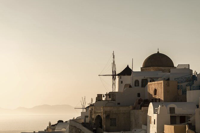santorini-private-tour-in-the-picturesque-village-of-oia-3