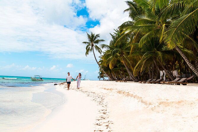 saona-island-catamaran-adventure-with-free-food-and-transportation