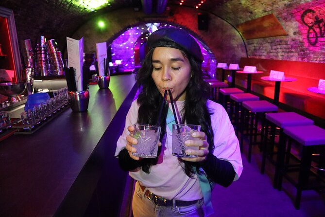 saturday-night-bar-crawl-in-vienna-austria