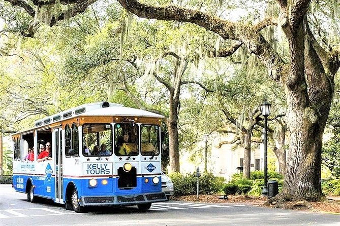 savannah-land-sea-combo-city-sightseeing-trolley-tour-with-riverboat-cruise