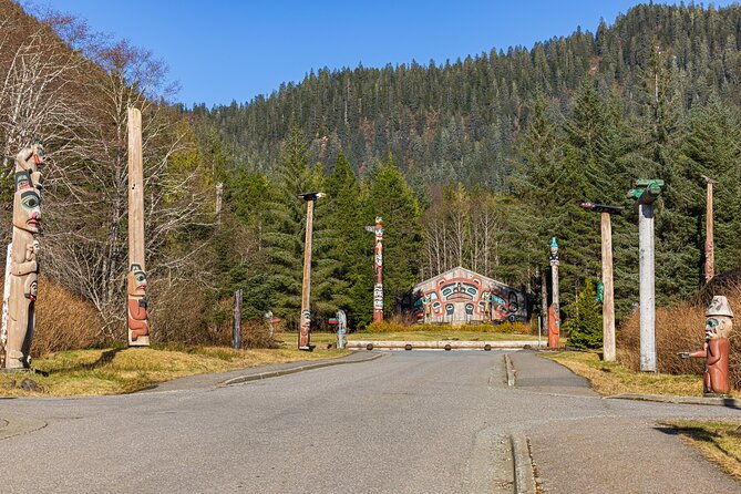saxman-native-village-ketchikan-highlights-lumberjack-show