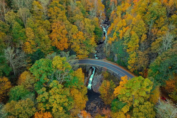 scenic-driving-tour-of-the-blue-ridge-mountains