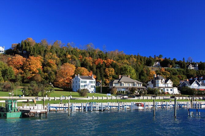 scenic-mackinac-island-a-self-guided-cycling-audio-tour