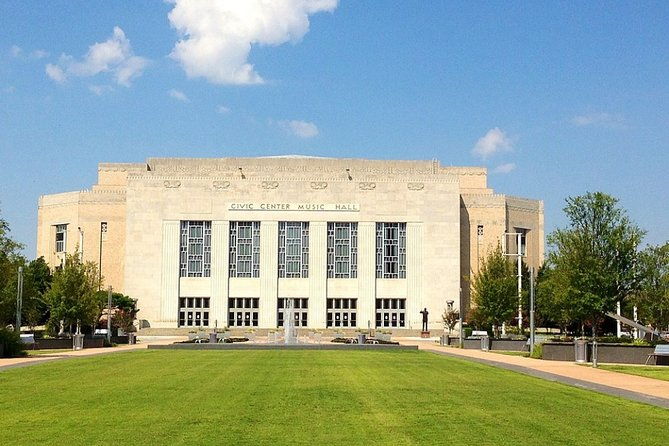 self-guided-oklahoma-city-scavenger-hunt-wild-western-art