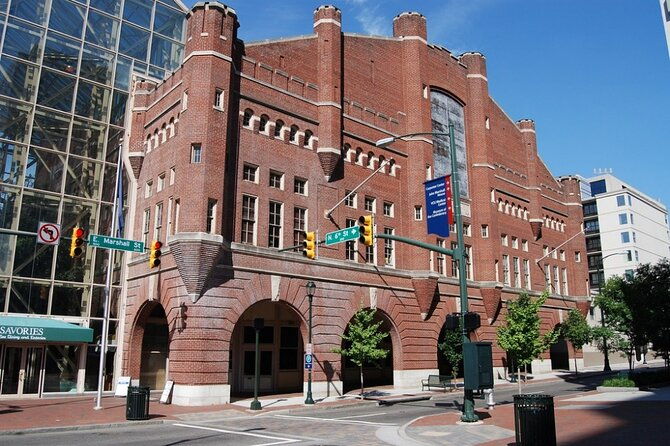self-guided-richmond-scavenger-hunt-city-center-spectacles
