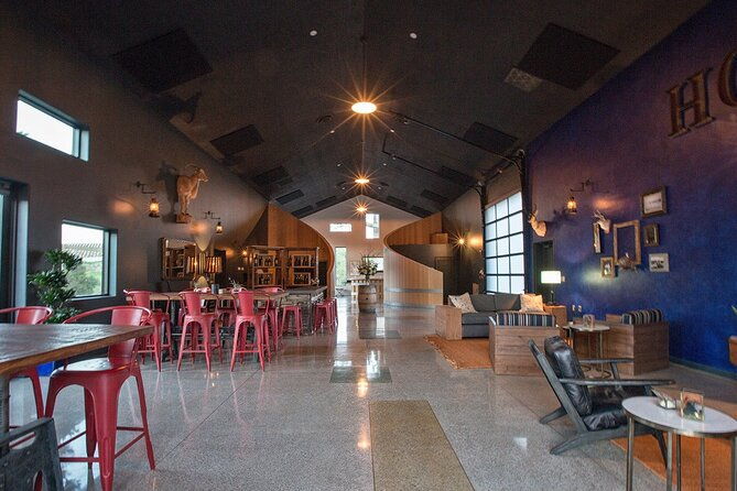 semi-private-modified-hop-on-hop-off-wine-tour-from-san-luis-obispo-pismo