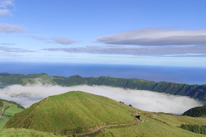 sete-cidades-on-jeep