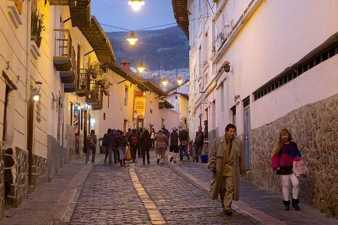seville-private-transfer-to-granada-with-a-visit-to-ronda-2