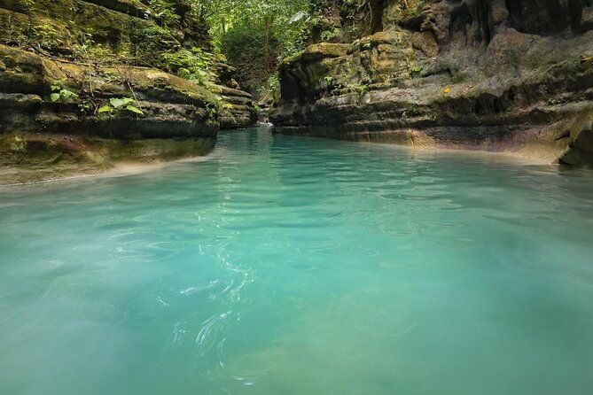 shore-excursion-7-waterfalls-5-zip-lines-amber-cove-taino-bay
