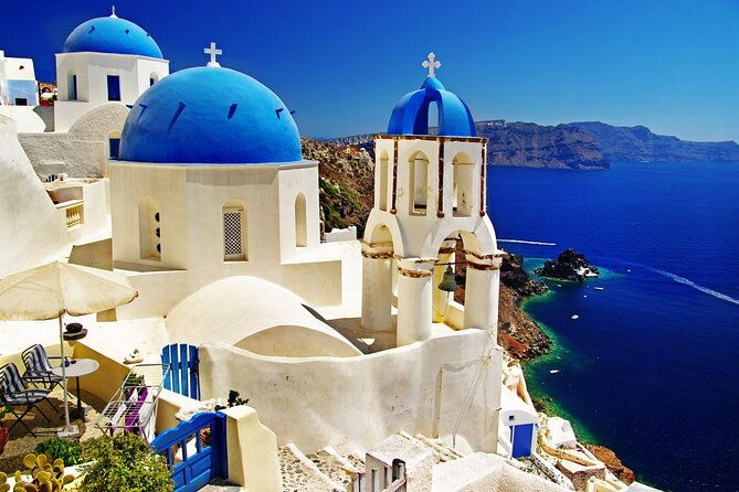 shore-excursion-sightseeing-at-blue-dome-santorini