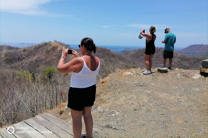 side-by-side-buggy-tour-expedition-by-gold-coast-in-guanacaste