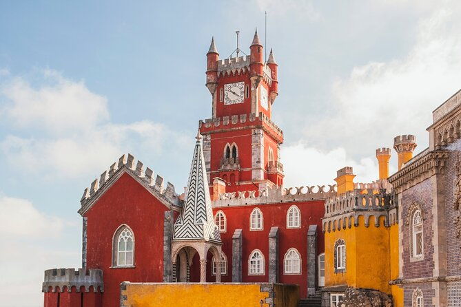 sintra-tour-to-pena-palace-in-vintage-car-private-day-tour