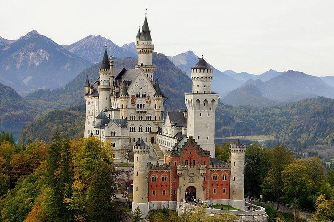 skip-the-line-neuschwanstein-castle-tour-from-munich