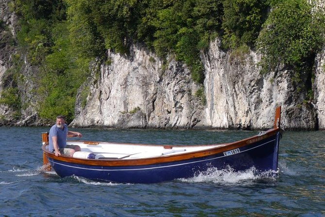 slow-boat-tour-for-small-groups-with-appetizer-on-lake-maggiore